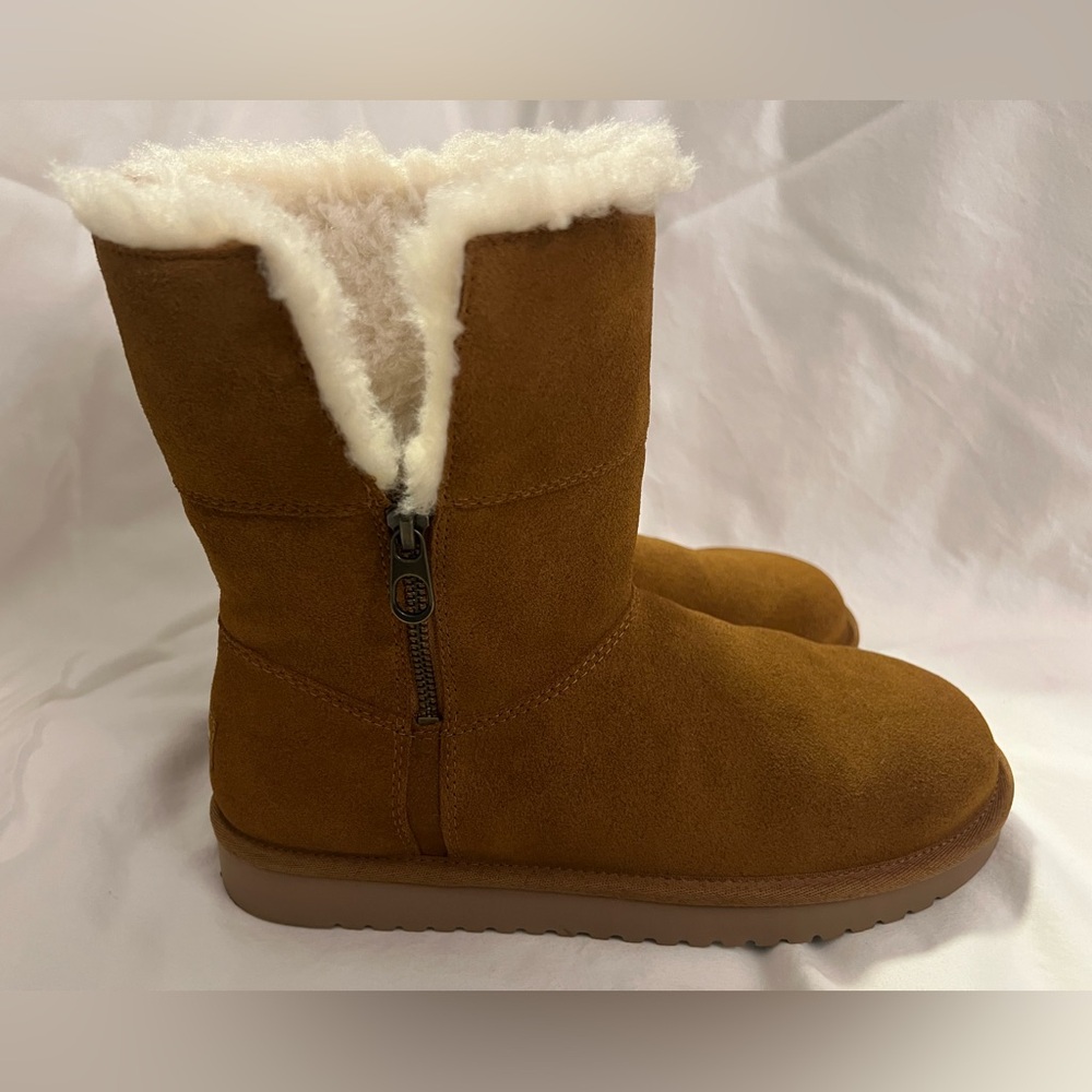 UGG Koolaburra Brown Suede Shearling Boots with zipper accent